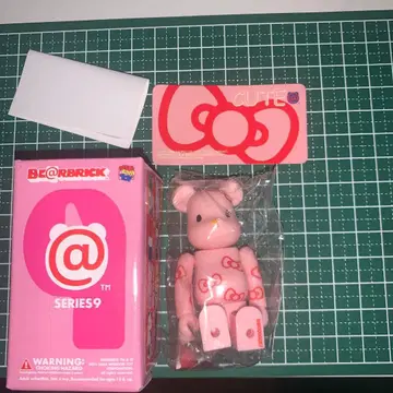 메디콤토이 베어브릭 시리즈 9 헬로키티