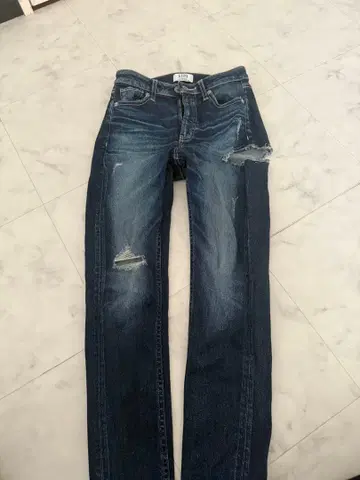 GYDA 데미지 가공 스키니 데님