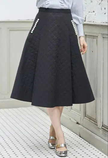 펄 장식 퀼팅 스커트 tocco closet 토코 클로젯