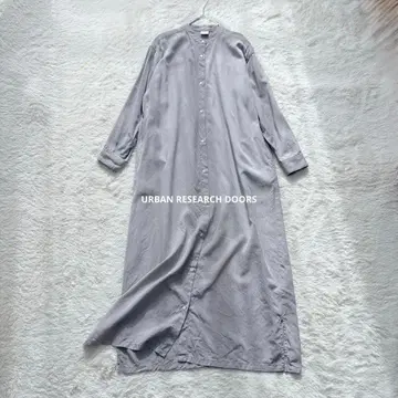 어반 리서치 도어스 밴드 카라 셔츠 원피스 그레이 계열