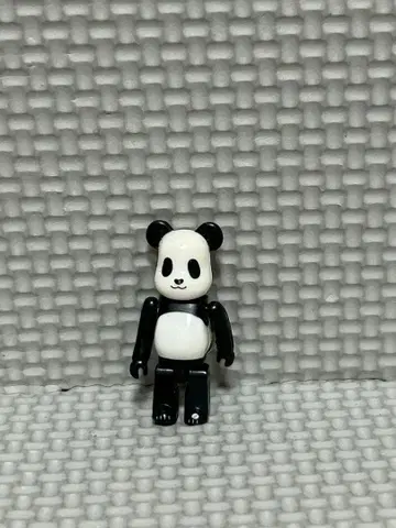 베어브릭 팬더 핀즈 핀배지