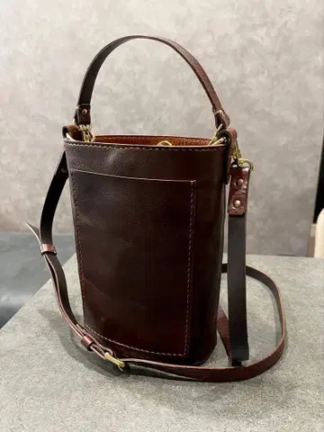 타원 바닥 숄더백 스트랩 2종 포함