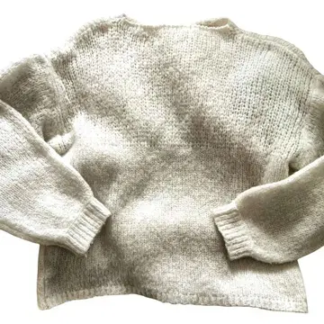 capricieux le'mage 모헤어 니트 화이트 오버 사이즈