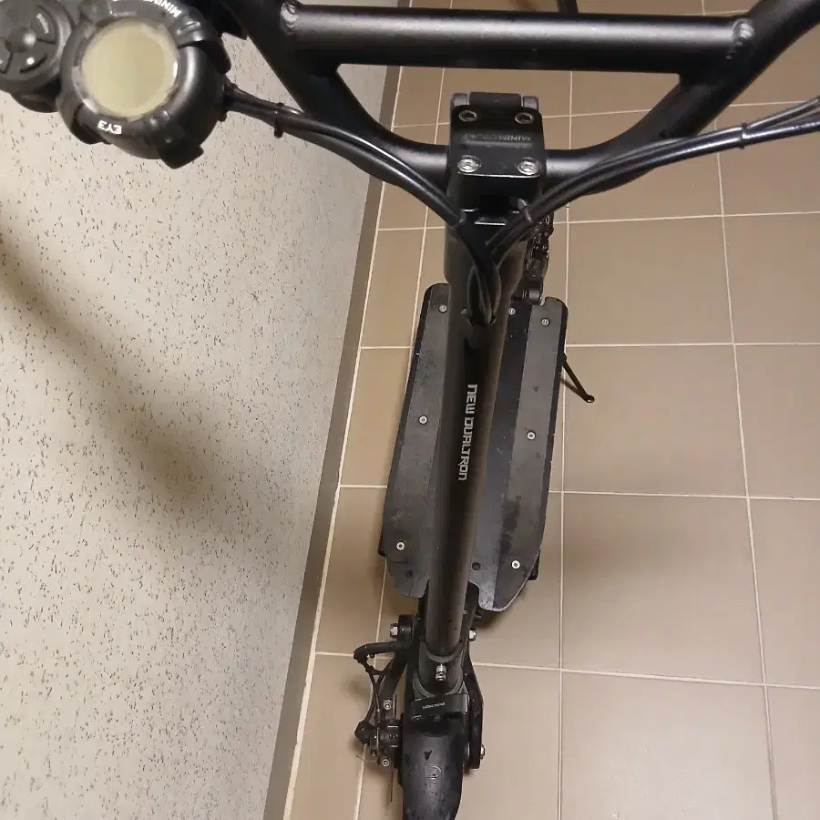 뉴듀얼트론EX+ 전동킥보드