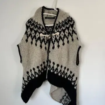 coconejo 노르딕 무늬 니트 베스트