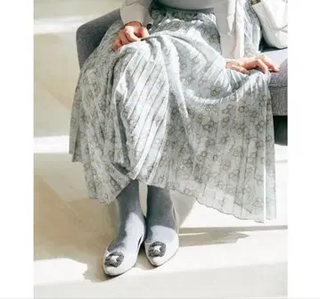 SEVENTEN 쉬폰 플리츠 스커트 정가 4만 7백원