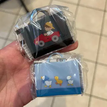 [ 미사용 새상품 ] familiar 캡슐 토이 2종