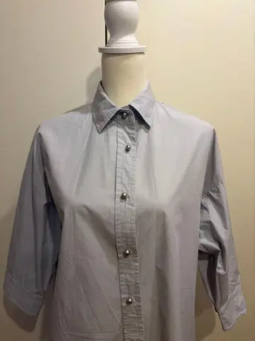 새상품급 7부 소매 셔츠