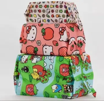 BAGGU x 헬로키티 & 프렌즈 3D 지퍼 파우치 3종 세트
