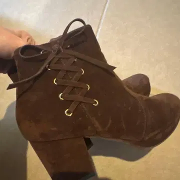 MAJESTIC LEGON 브라운 레이스업 부티