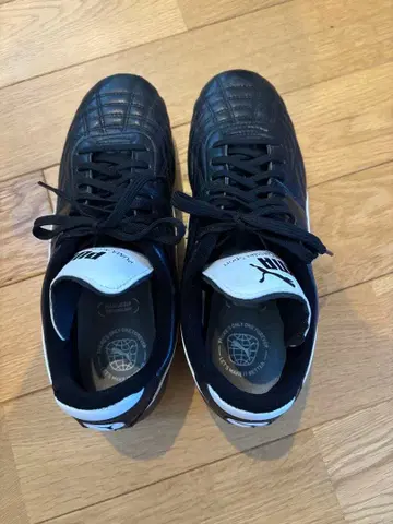 PUMA 파라메히코 축구화 블랙/화이트