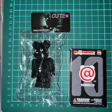 메디콤토이 베어브릭 시리즈 10 큐트