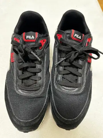 FILA RENNO 블랙/레드 스니커즈