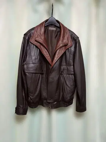 가죽 더블 칼라 자켓