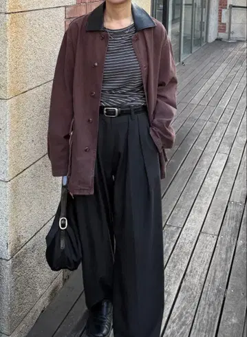 오버 사이즈 다크 브라운 자켓