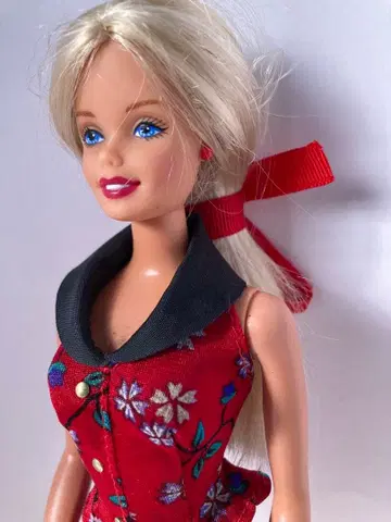 빈티지 1993년 제작 Barbie 인형 캘리포니아에서 구매