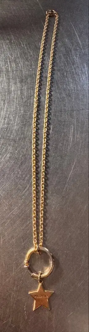 MOSCHINO 모스키노 별 모양 참 목걸이 골드 컬러