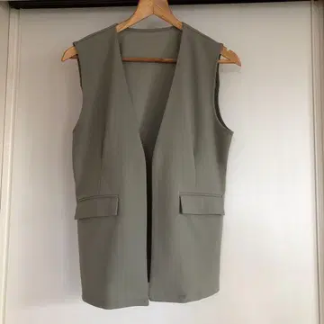 벨메종 스타일 노트 카키 슬리브리스 베스트 M