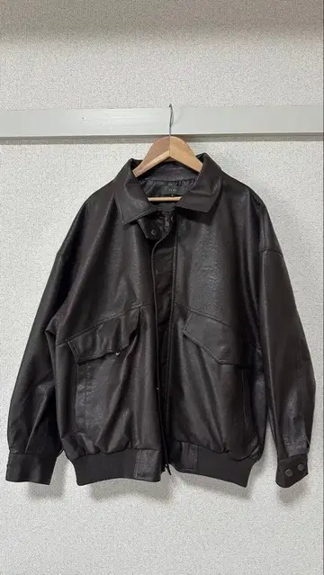 CLEL 빈티지 디자인 인조 가죽 블루종