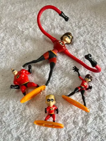 인크레더블 패밀리 피규어 세트