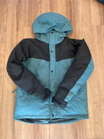 워크맨 이지스 휴전 다운 (M)