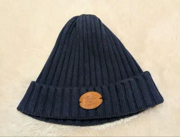 IL BISONTE 일비종떼 가죽 패치 니트 모자 네이비
