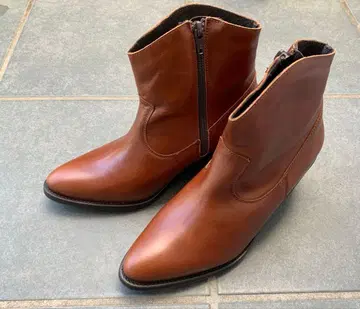 미사용 새상품! 이탈리아 가죽 PUPE 숏부츠