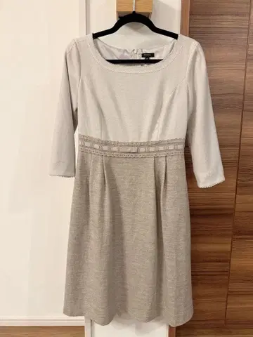 TOCCA 토카 원피스 도킹 베이지 사이즈 4