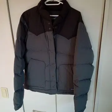 Patagonia 다운 자켓 S 일본 size에서는 M