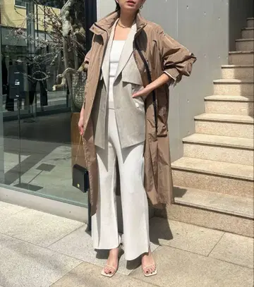 카오스 프리즘 라이트 코트 카멜