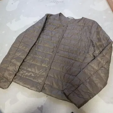 유니클로 울트라 라이트 다운 컴팩트 자켓 브라운