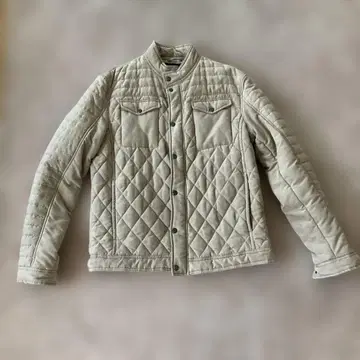 크림색 퀼팅 싱글 라이더 자켓