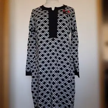 SUPER BEAUTY 스팽글 니트 원피스