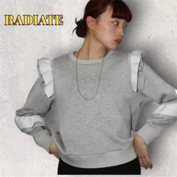 새상품급 RADIATE 프릴 본딩 맨투맨 라이트 그레이 트레이닝복