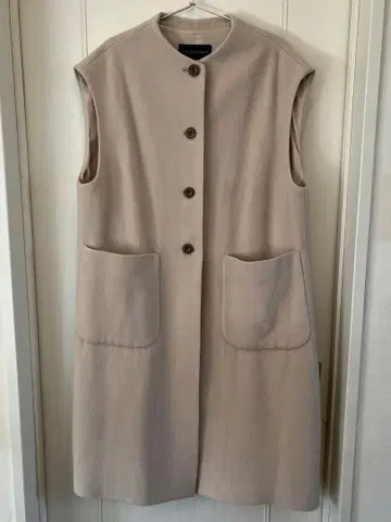 어반 리서치 슬리브리스 코트