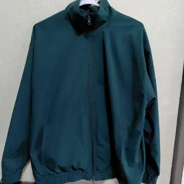 Mrs. GREEN APPLE 다크 그린 후드티