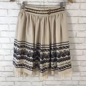 11.10 h725 엑시즈팜 플레어 스커트 M 빈티지 무릎 기장