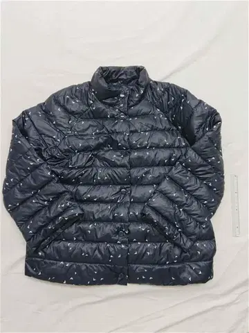 아르마니 진스 다운 자켓 42 블랙 계열 여성용