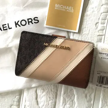 새상품 마이클코어스 MICHEAL KORS 정가 41,800엔 지갑