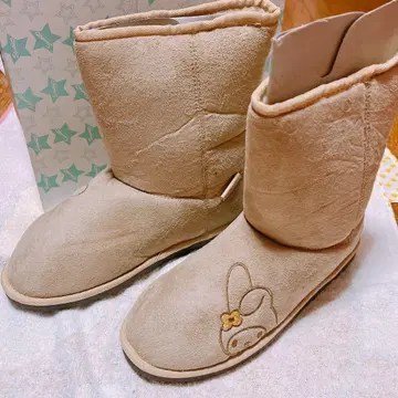 마이멜로디 어그 부츠 베이지 성인 사이즈 L 사이즈 미사용 새상품