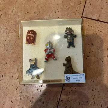 [ 미사용 ] 울트라맨 푸시핀