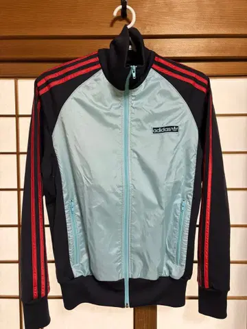 adidas 집업 자켓 라이트 블루/블랙/레드 사이즈 0