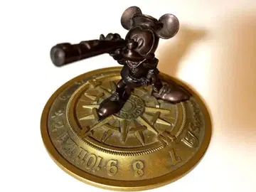 [레어] 디즈니씨(Disney Sea) 미키 입상 브론즈상