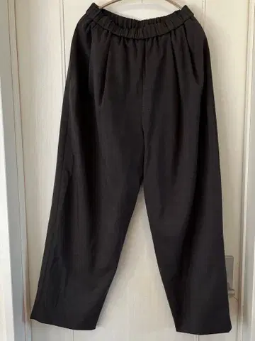 BEAUTY&YOUTH 다크 그레이 와이드 팬츠 S