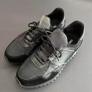 [ 새상품급 ] 엠포리오 아르마니 스니커즈