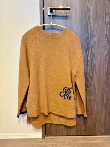 REGINA ROMANTICO 긴팔 스웨터 38 카멜