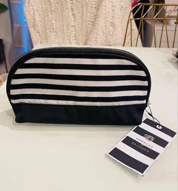 BORDERS & BALCONY 스트라이프 파우치