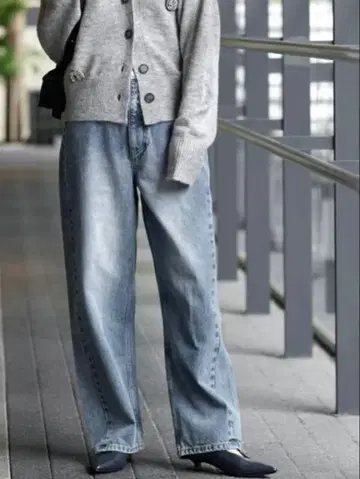 relume 사이드 심 배럴 청바지