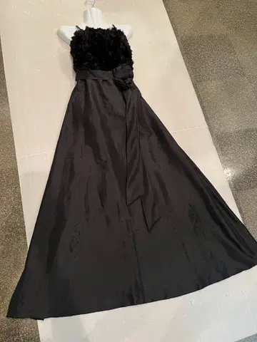 새상품급 발표회/연주회/사회/파티/무대/촬영/컬러 블랙+꽃 롱