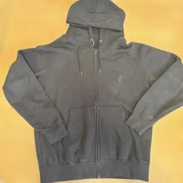 RWCHE 지퍼 후드티